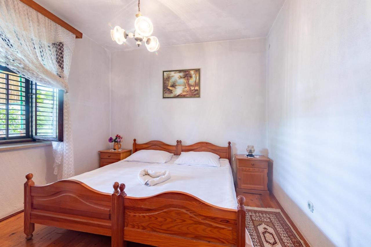 Apartments By The Sea Sumartin, Brac - 764 Екстер'єр фото